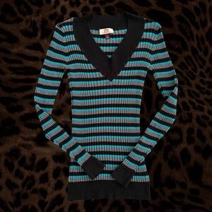 Y2K L.E.I. Black, Grey + Aqua Striped V-Neck Ribbed Sweater